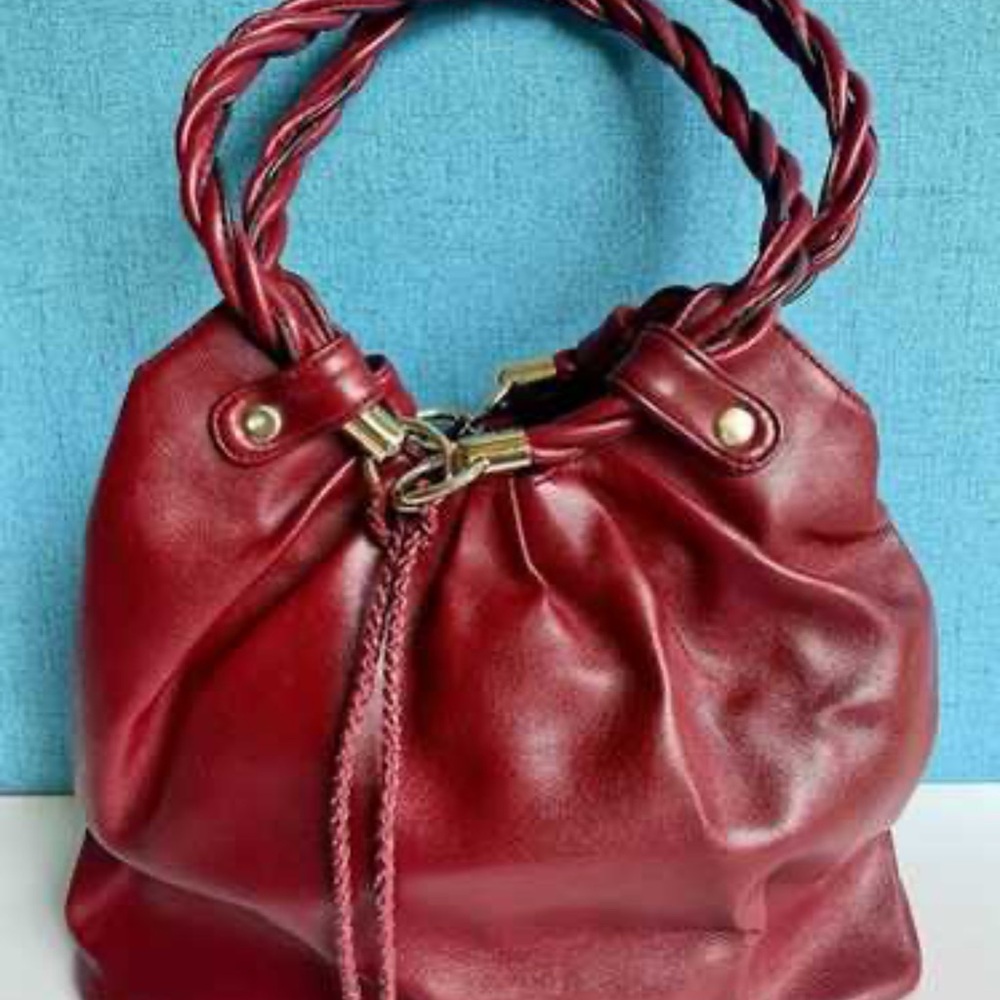 RELIC By Fossil Medium Burgundy Faux Leather Bucket HandBag Purse